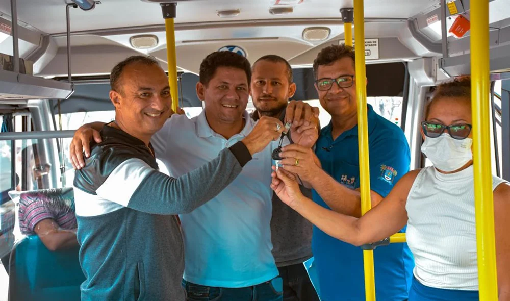 O prefeito Veim da Fetraf realizou a entrega nesta terça