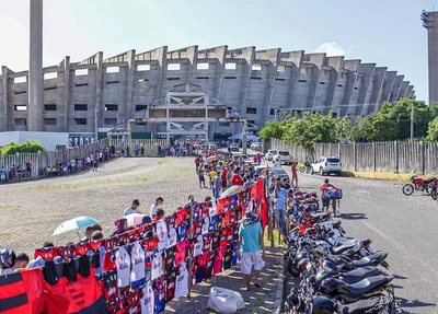 Os torcedores chegaram no início da manhã