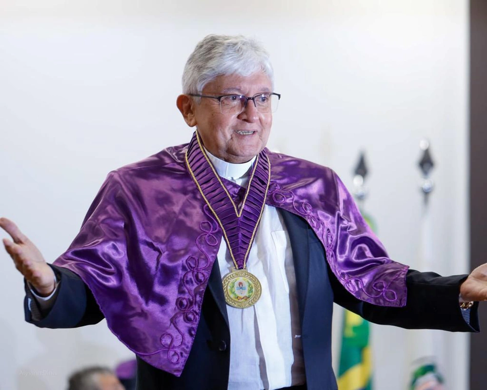 Padre Tony Batista