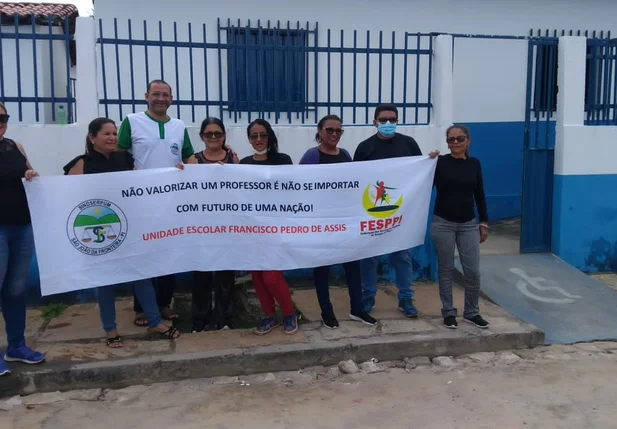 Paralisação iniciou no dia 25 de abril