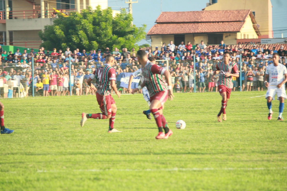 Parnahyba e Fluminense fizeram a primeira partida das finais do Piauiense