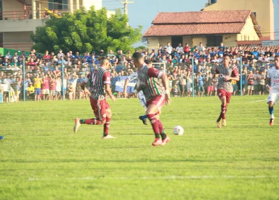 Parnahyba e Fluminense fizeram a primeira partida das finais do Piauiense