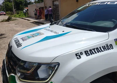 Polícia Militar no local