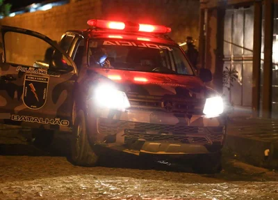 Polícia Militar no local