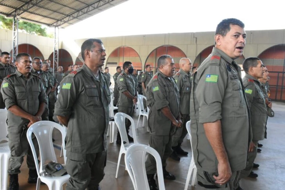 Policiais que receberam medalhas por Tempo de Serviço e Mérito Operacional
