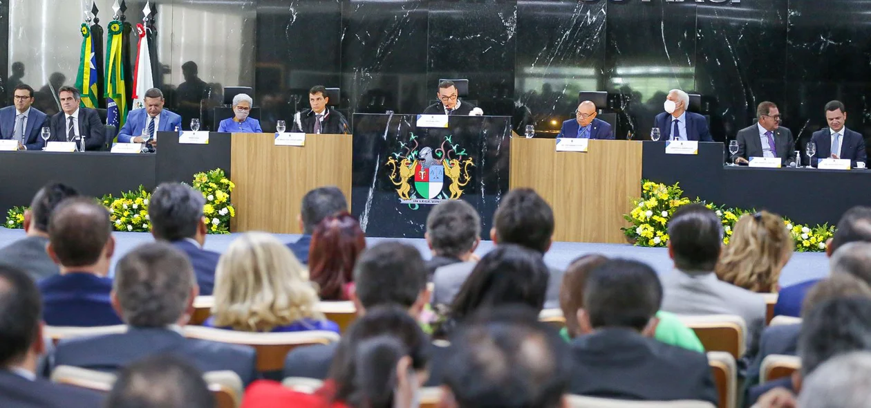 Posse aconteceu no novo prédio do Tribunal de Justiça do Piauí