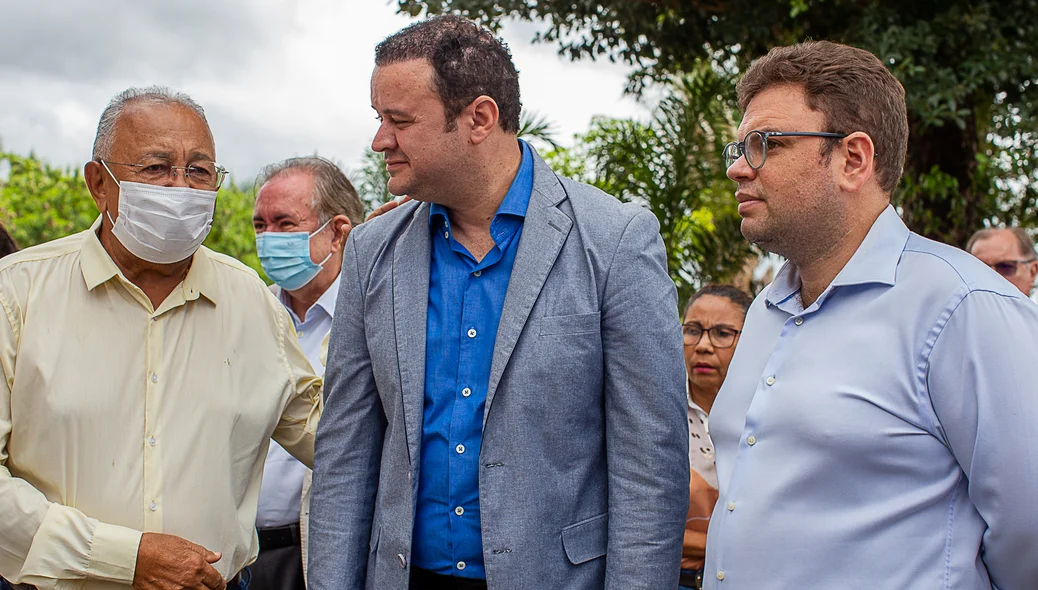 Prefeito Dr. Pessoa participa da solenidade Jornada Auxilio Brasil em Teresina