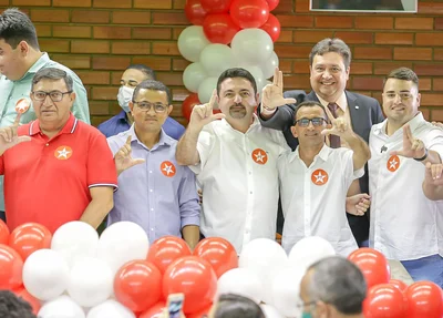 Prefeitos se filiam ao PT
