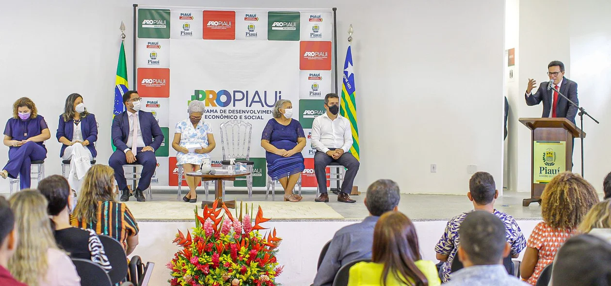 Solenidade foi realizada no novo auditório da Sasc