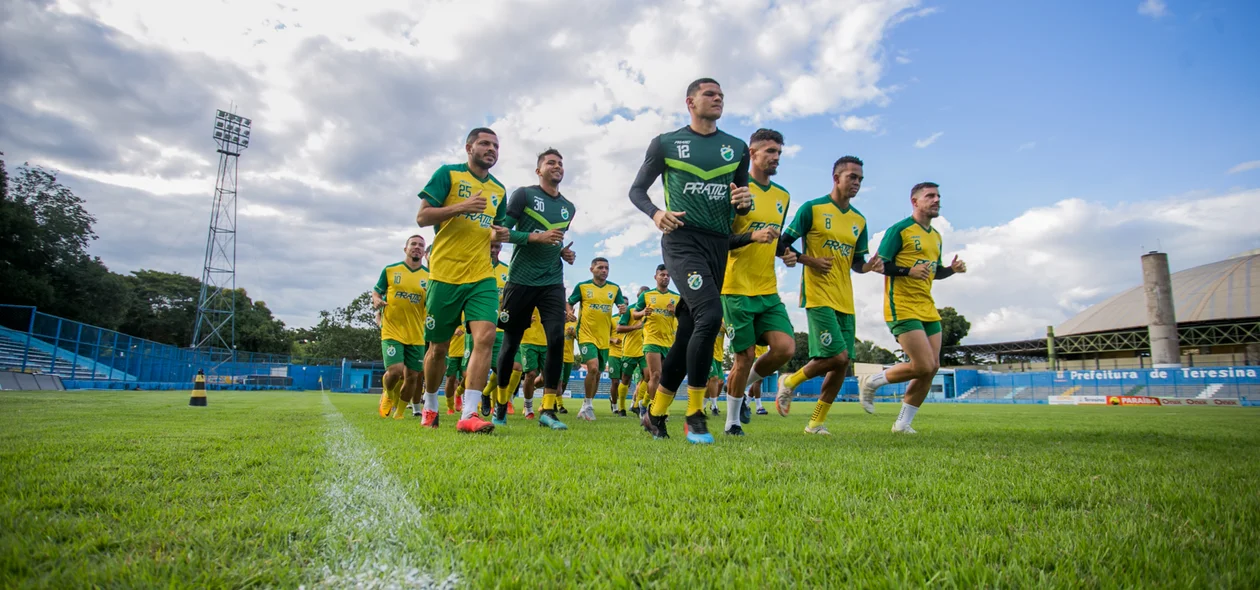 Treino aconteceu no Lindolfo em Teresina