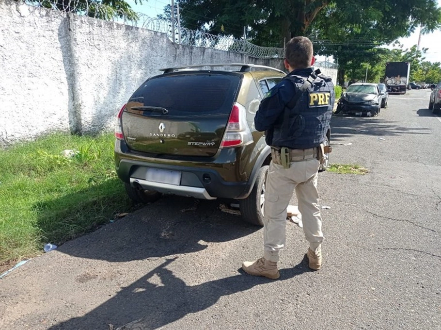 Veículo recuperado pela PRF-PI