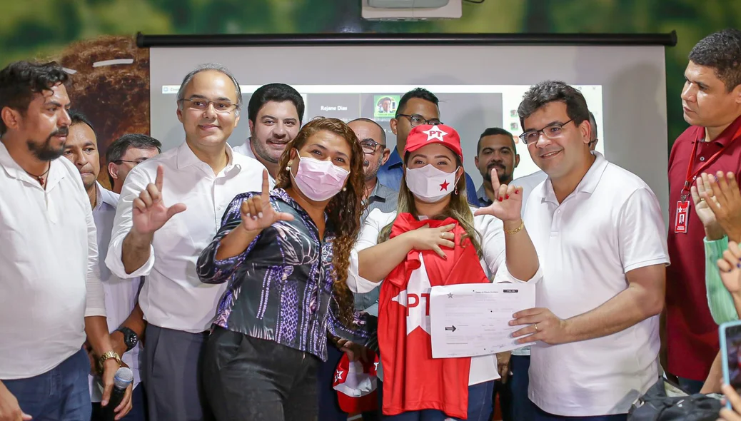 Vice-prefeita de Itaueira também se filiou ao PT