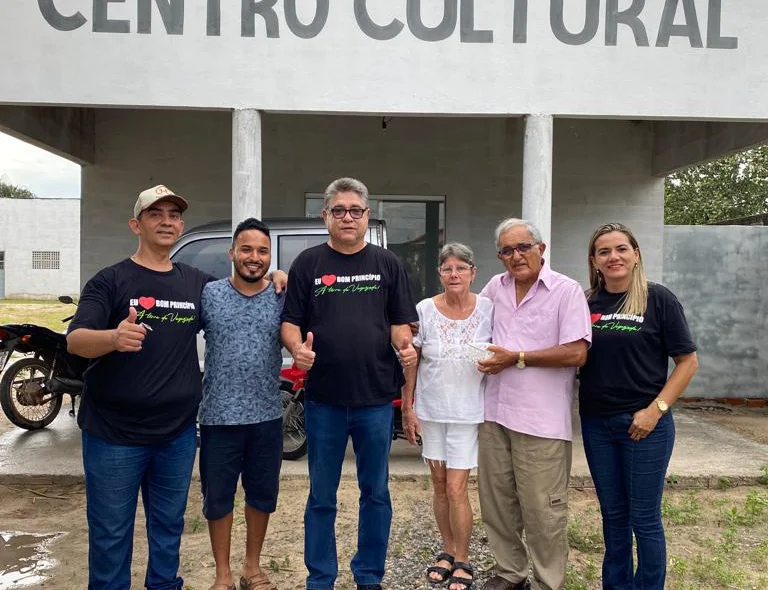 Visita ao centro cultural da cidade