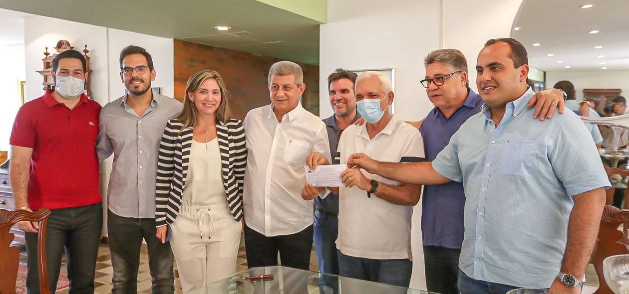 Zé Filho se filia ao MDB