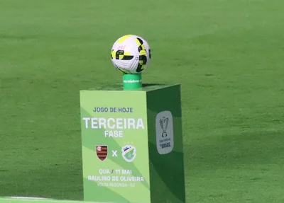 Altos batalha, mas acaba perdendo para o Flamengo