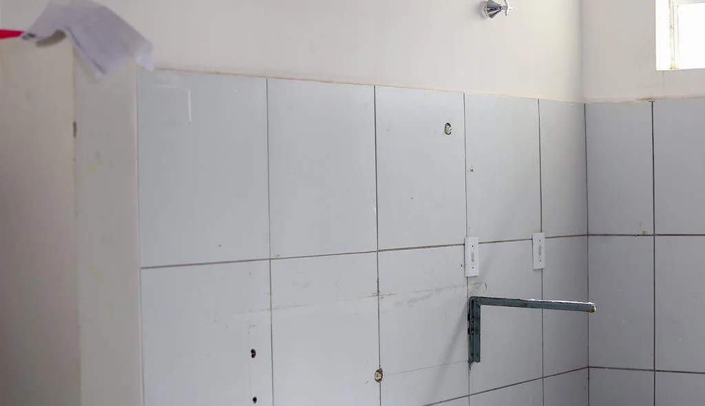Apartamentos foram depredados