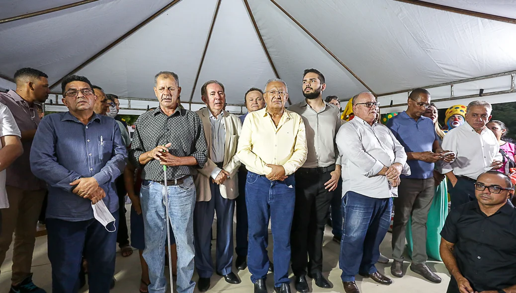 Autoridades na solenidade