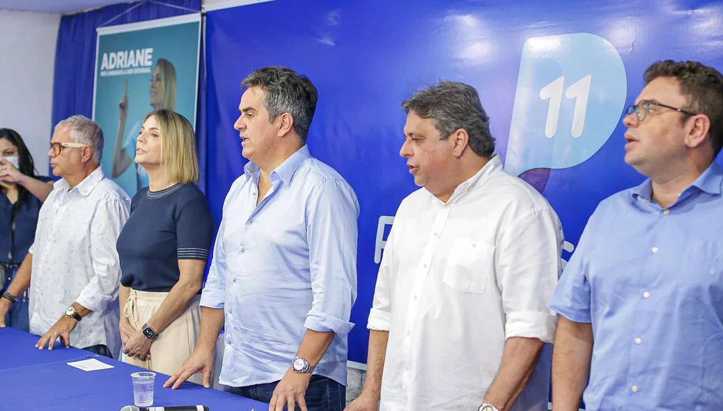 Autoridades presentes na solenidade