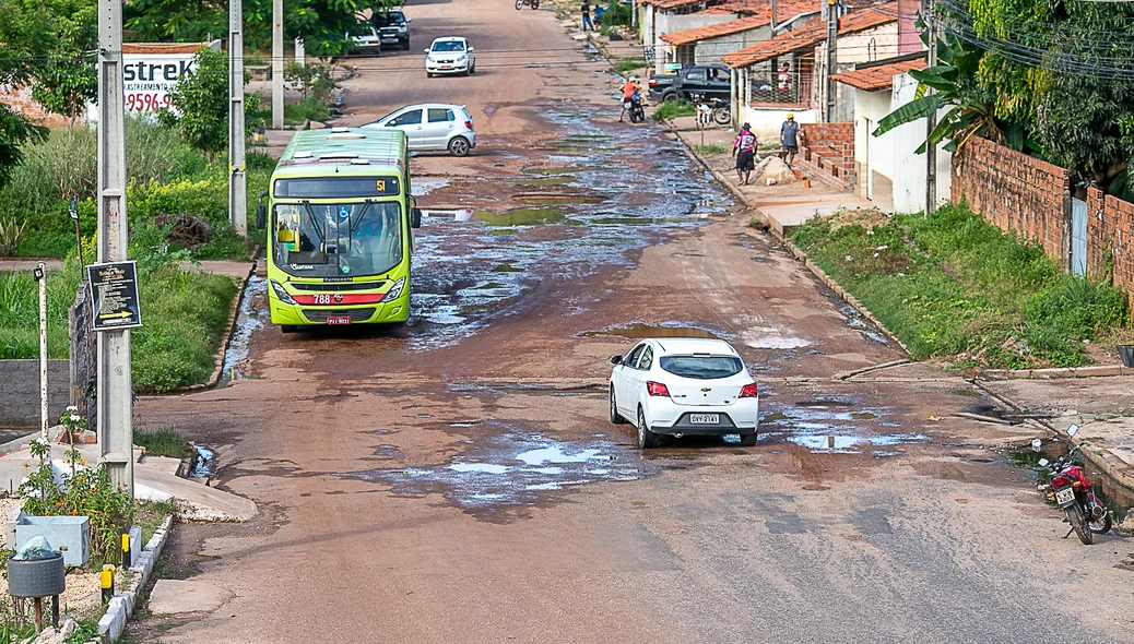 Avenida Brasil, que fica localizada no bairro Cidade Leste em Teresina