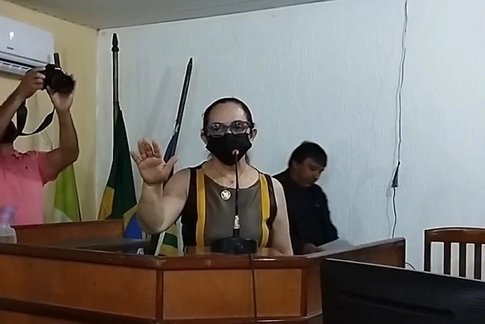 Betinha Brandão toma posse como prefeita de Pedro II