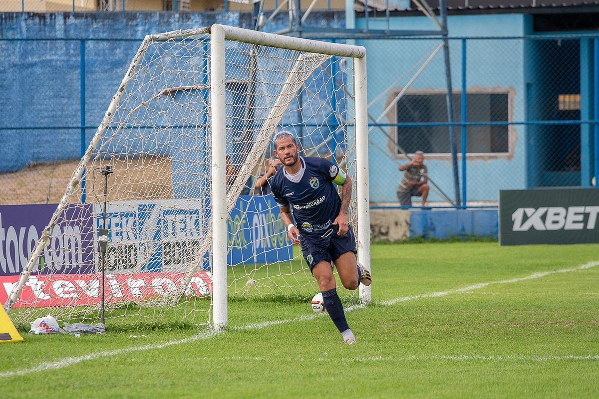 Betinho marcou o segundo gol