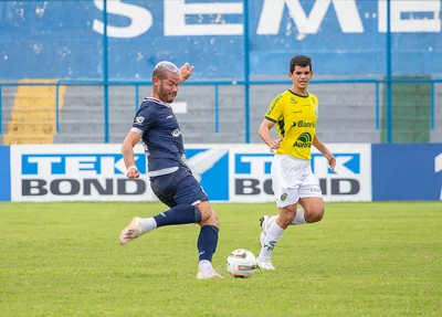 Betinho tentou marcar no primeiro tempo