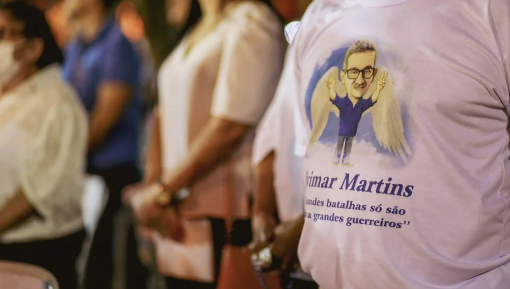 Camisa em homenagem ao falecido Alvimar Martins