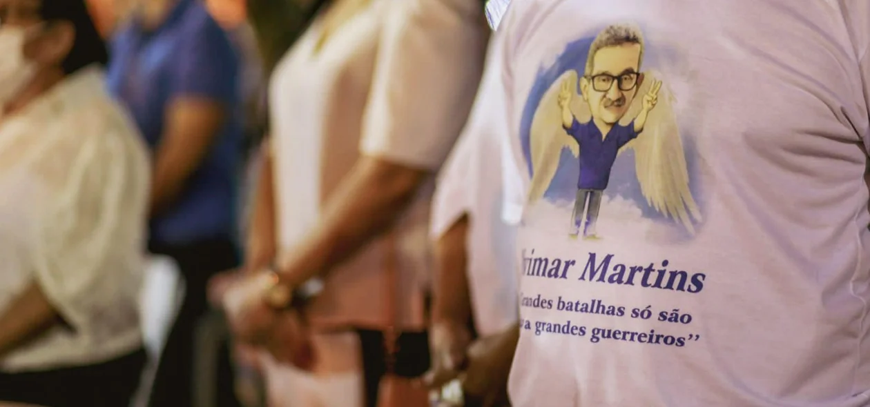 Camisa em homenagem ao falecido Alvimar Martins