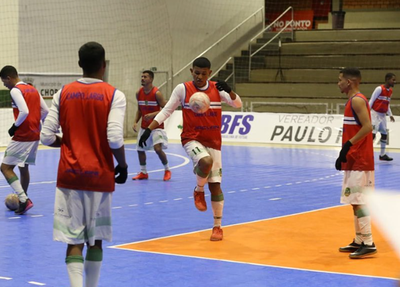 Campo Largo em preparação para o jogo da Taça Brasil de Futsal Sub-20