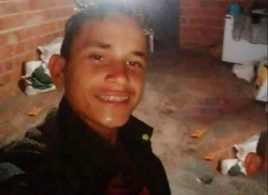 Carlos Adriano