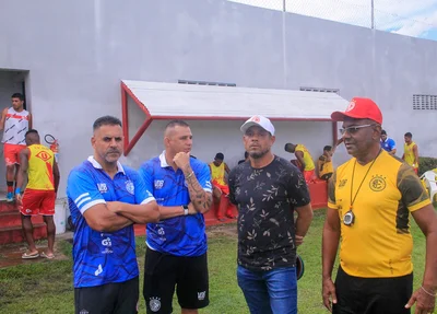 Comissão técnica do 4 de Julho