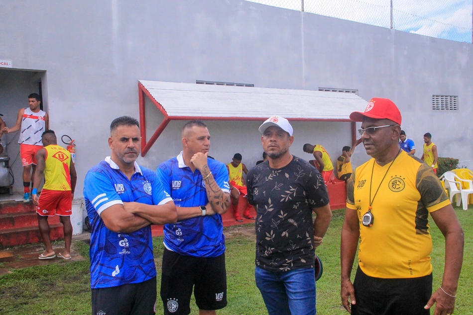 Comissão técnica do 4 de Julho