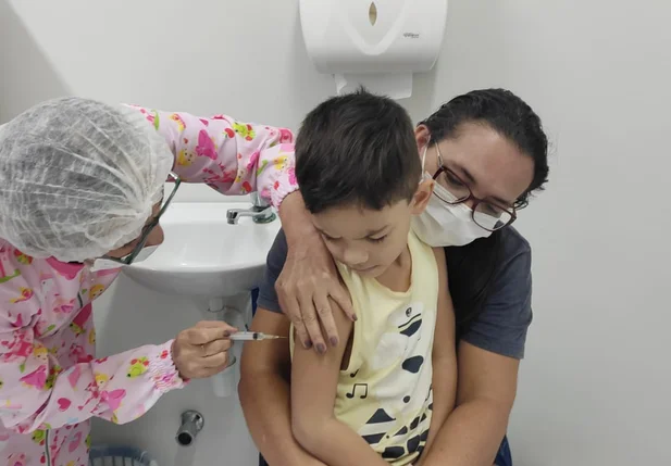 Crianças aderiram à vacinação nesse sábado em Teresina