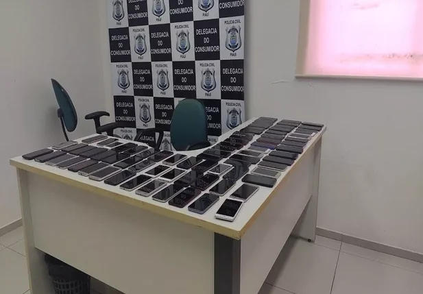 Deccoterc divulga lista de celulares recuperados em Teresina