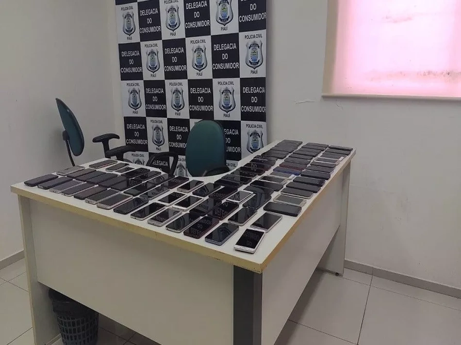 Deccoterc divulga lista de celulares recuperados em Teresina
