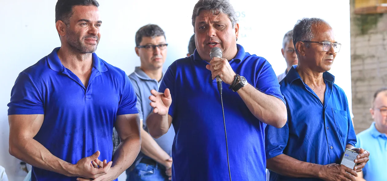 Deputado Júlio Acorverde  e  B sá filho