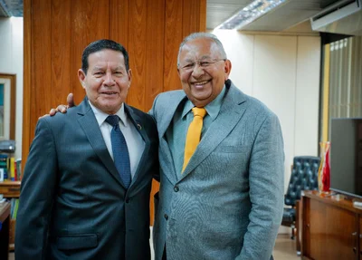 Dr. Pessoa ao lado do vice-presidente Hamilton Mourão
