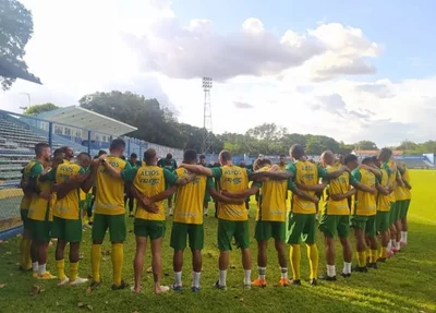 Elenco se reapresentou no Lindolfo Monteiro