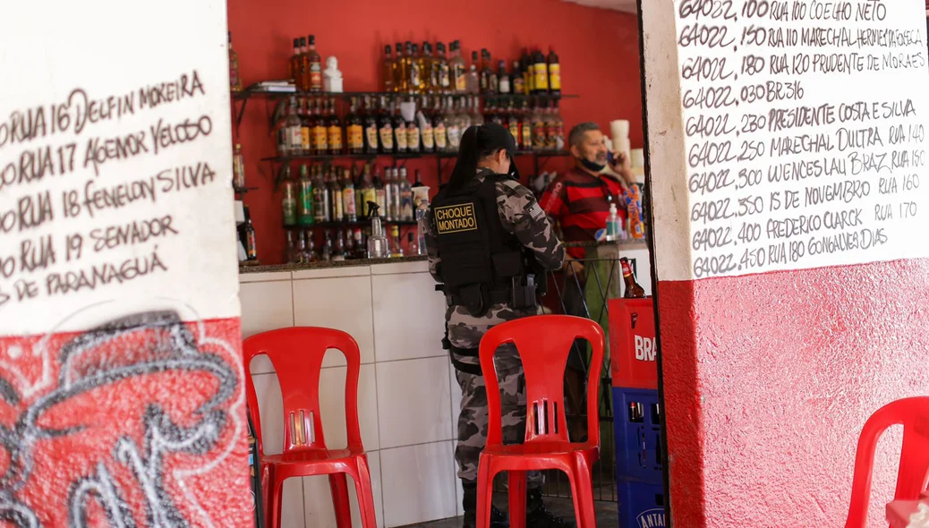 Equipes da PM em diligências