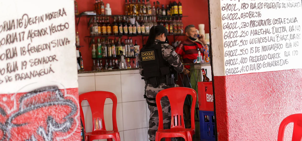 Equipes da PM em diligências