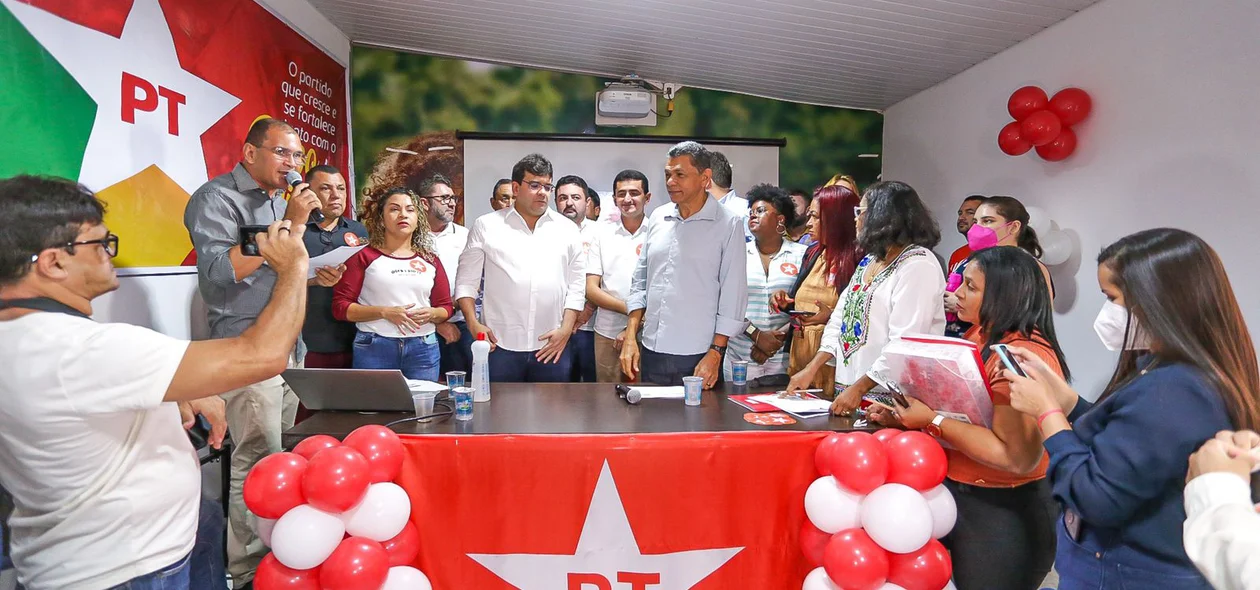 Evento de filiação de prefeitos ao Partido dos Trabalhadores