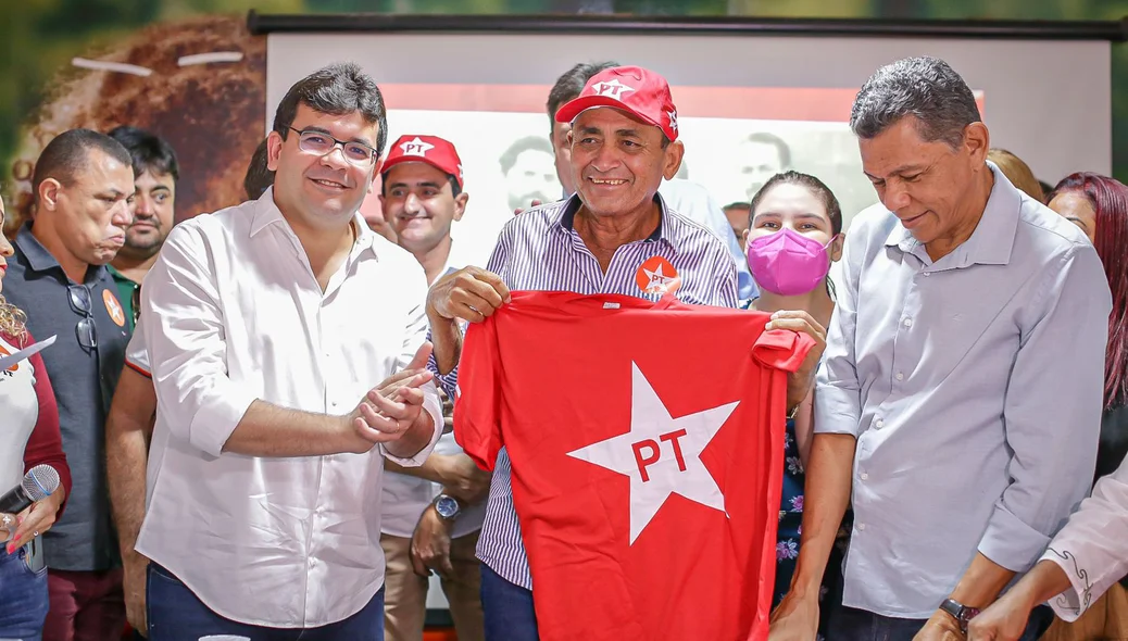Evento de filiação de prefeitos ao PT
