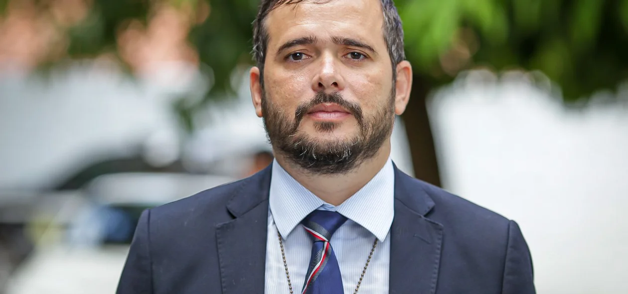 Everton Férrer, delegado coordenador da DEPRE