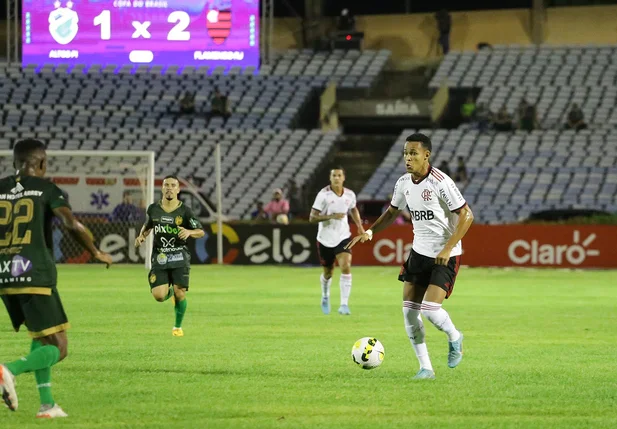 Flamengo venceu o Altos em Teresina