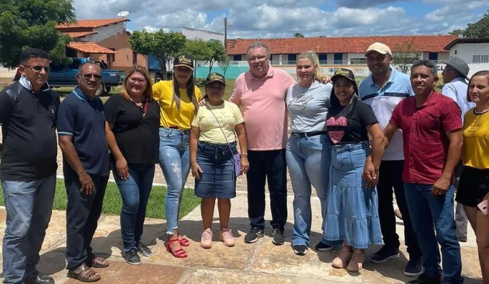 Florentino Neto cumprindo agenda no Norte do Piauí