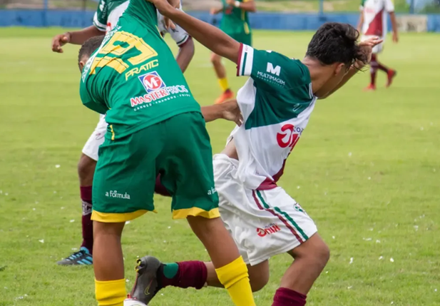 Fluminense-PI e Picos em confronto da semifinal do Piauiense Sub-17