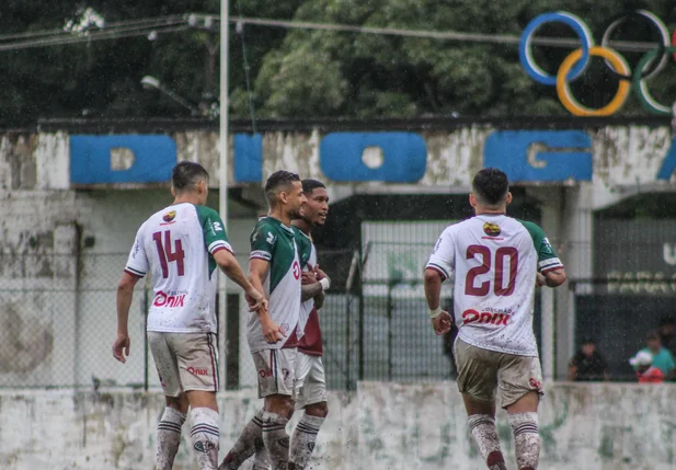 Fluminense-PI garantiu empate na Série D