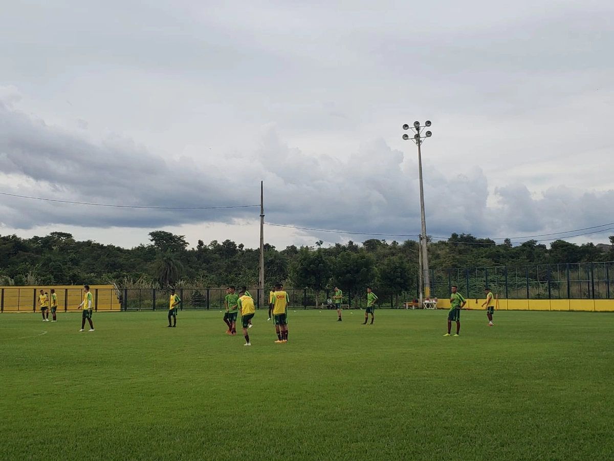 Fluminense-PI se reapresentou nesta terça-feira (17)