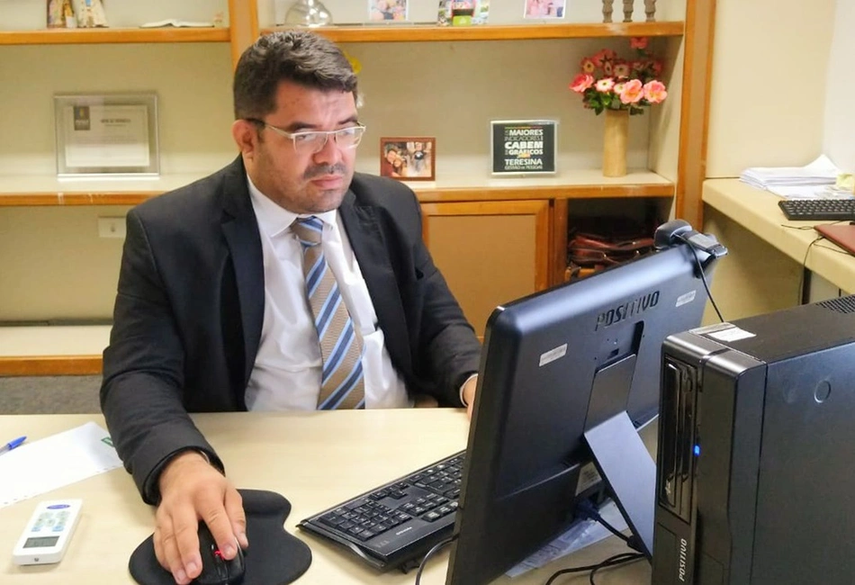 Gerente Executivo do INSS, Adenilson Borges