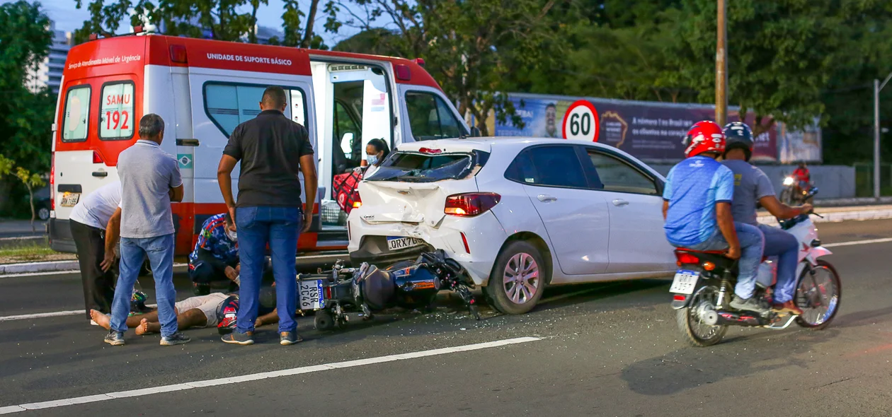 Grave acidente na avenida João XXIII
